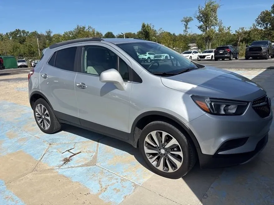 2022 Buick Encore Preferred photo 1