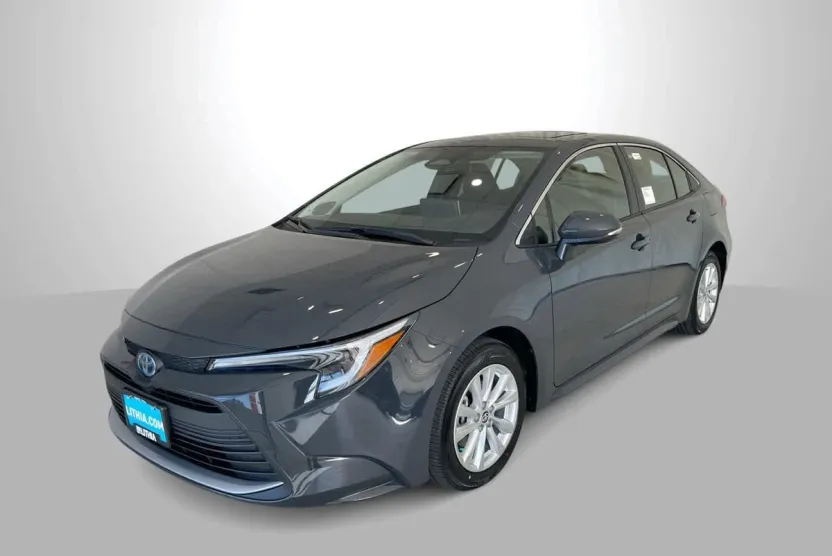 2025 Toyota Corolla Hybrid XLE photo 1