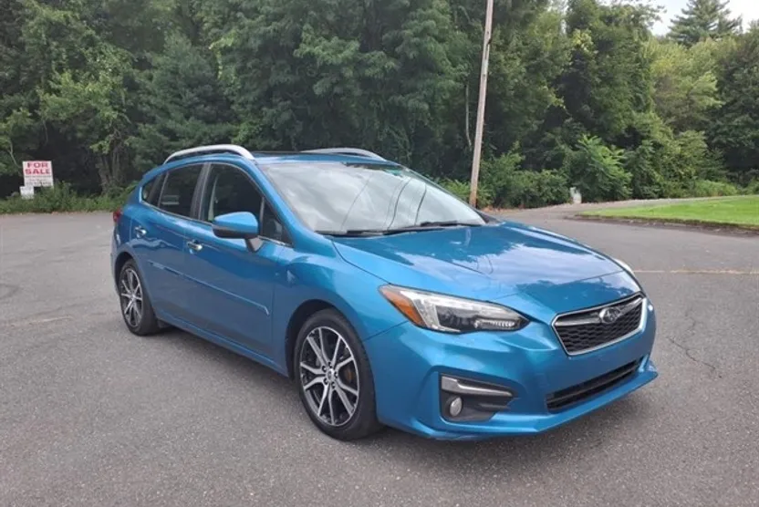 2018 Subaru Impreza Limited photo 1