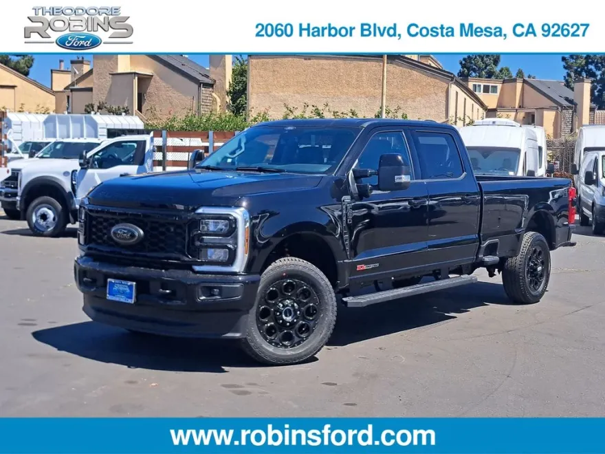 2025 Ford F-350 photo 1