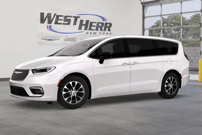 2026 Chrysler Pacifica photo 1