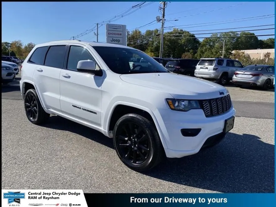 2018 Jeep Grand Cherokee Altitude photo 1