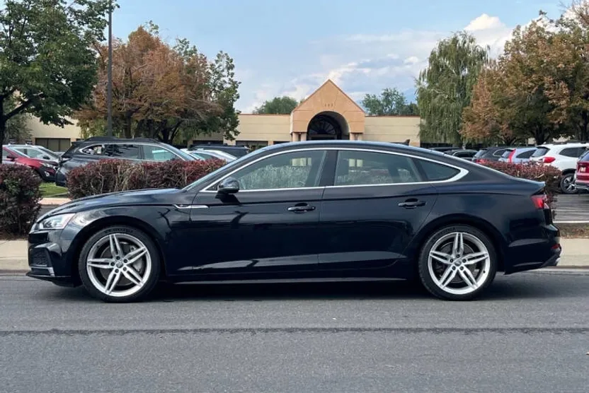2018 Audi A5 2.0T Quattro Premium Plus photo 1