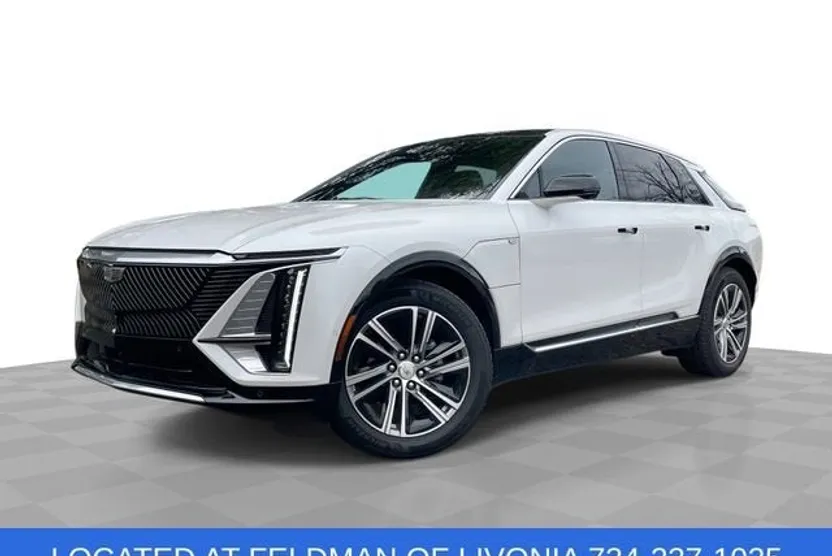 2024 Cadillac Lyriq Luxury photo 1