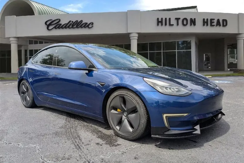 2019 Tesla Model 3 Long Range photo 1