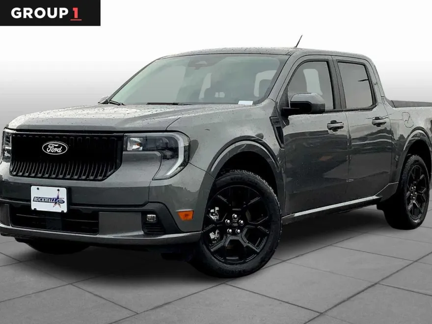 2025 Ford Maverick photo 1