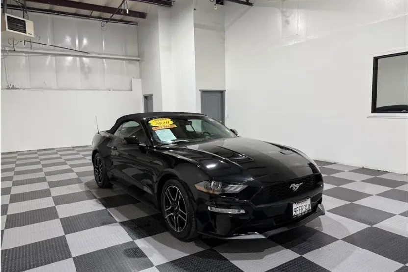 2020 Ford Mustang EcoBoost Premium Convertible photo 1