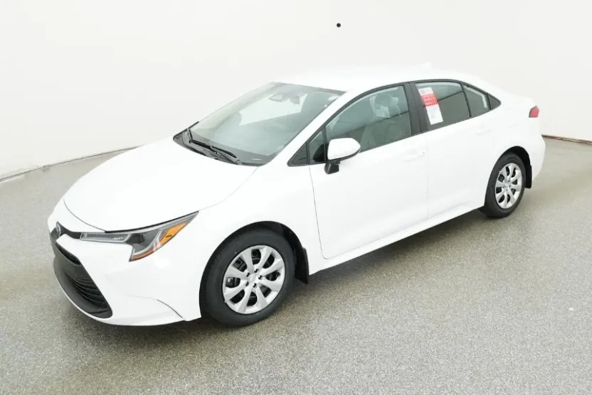 2025 Toyota Corolla LE photo 1