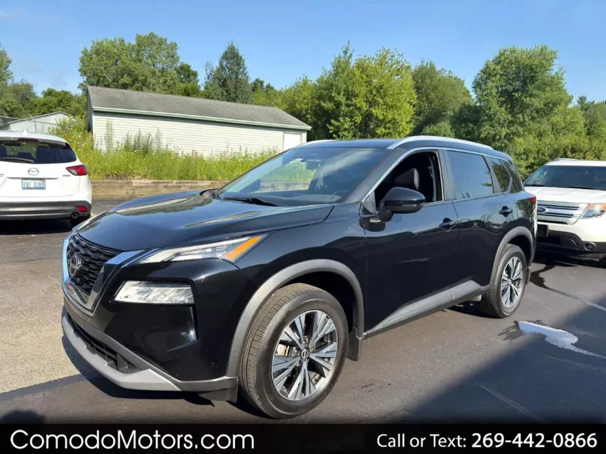 2022 Nissan Rogue SV photo 1