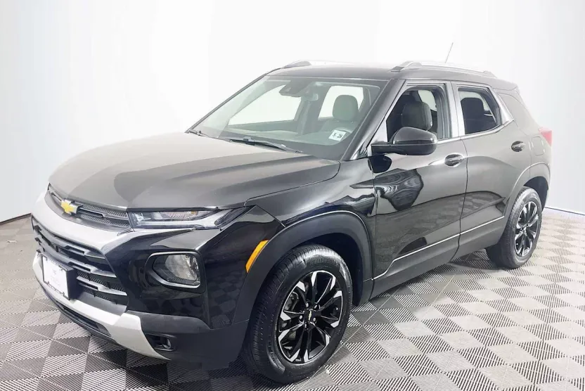2021 Chevrolet Trailblazer LT photo 1