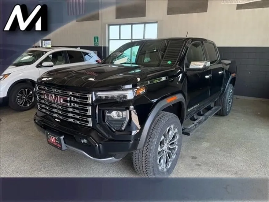 2025 Gmc Canyon Denali photo 1