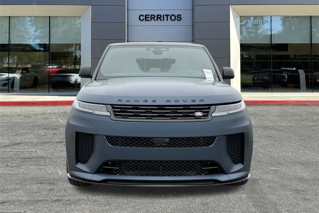 2025 Land Rover Range Rover Sport photo 1