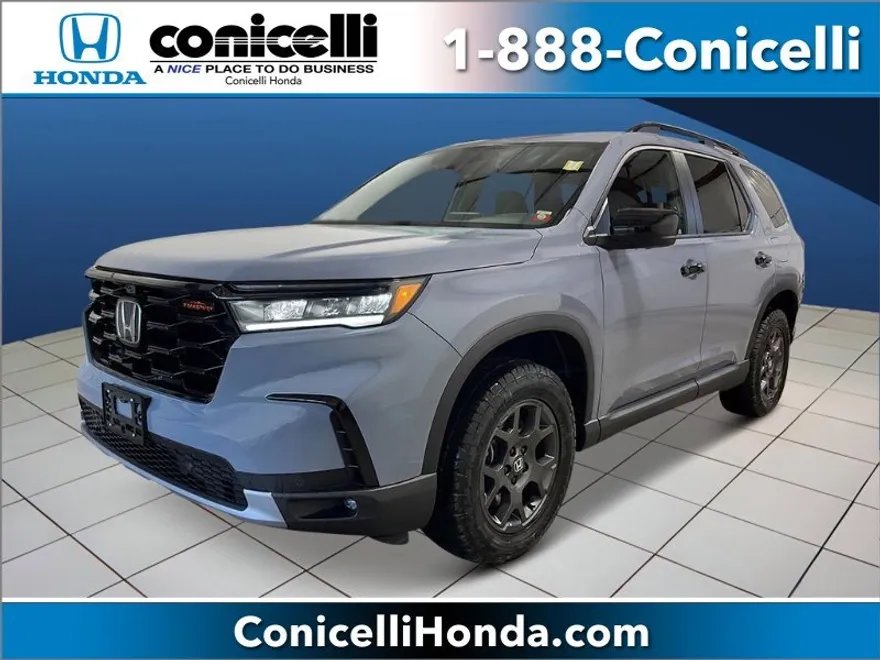 2025 Honda Pilot TrailSport photo 1