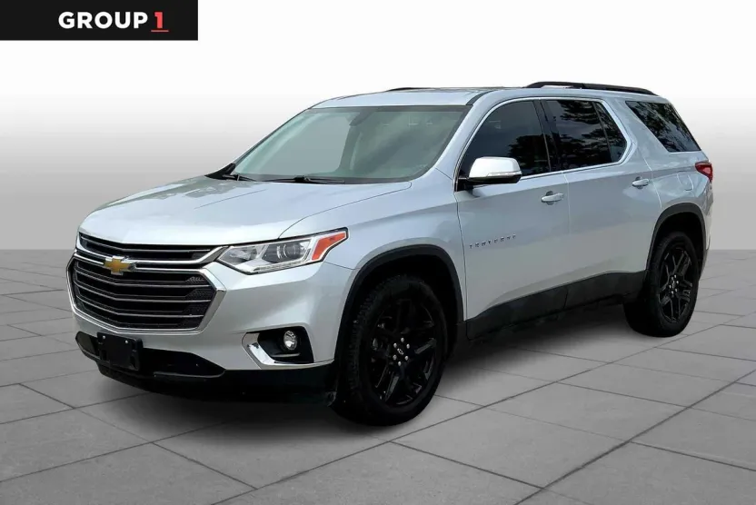 2020 Chevrolet Traverse Leather photo 1