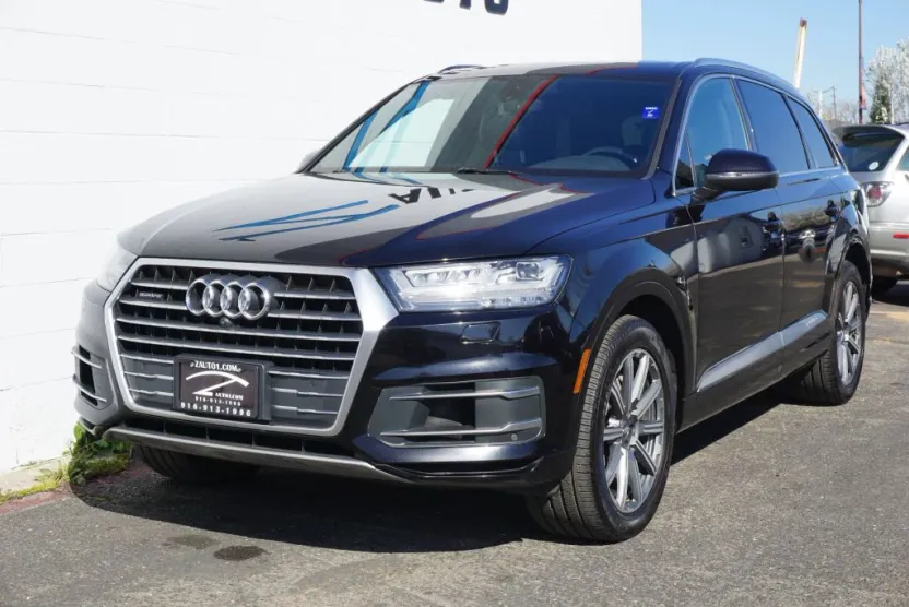2017 Audi Q7 3.0T Premium Plus photo 1