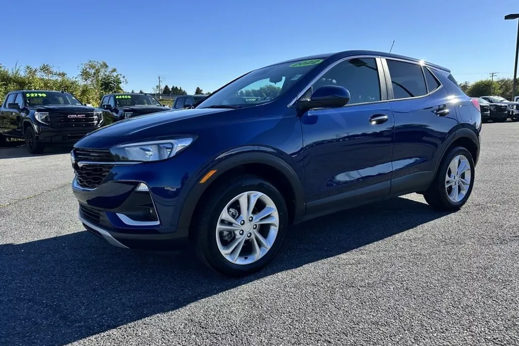 2022 Buick Encore Preferred photo 1