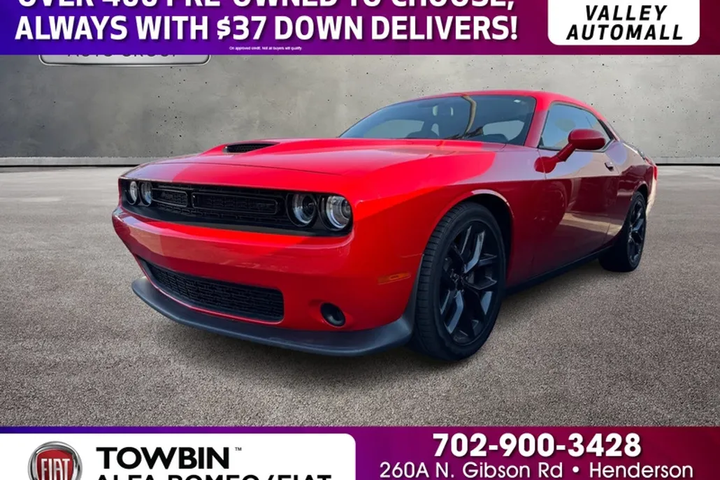 2023 Dodge Challenger GT photo 1