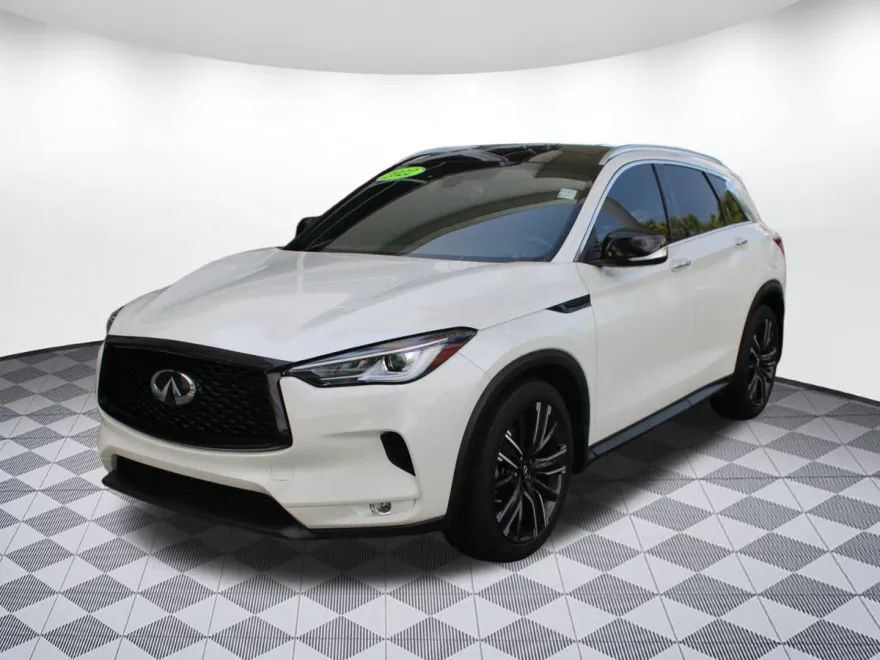 2022 Infiniti QX50 Luxe photo 1