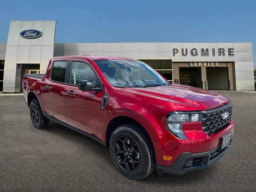 2025 Ford Maverick XLT photo 1