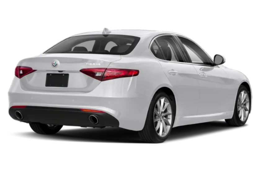 2018 Alfa Romeo Giulia Base photo 1