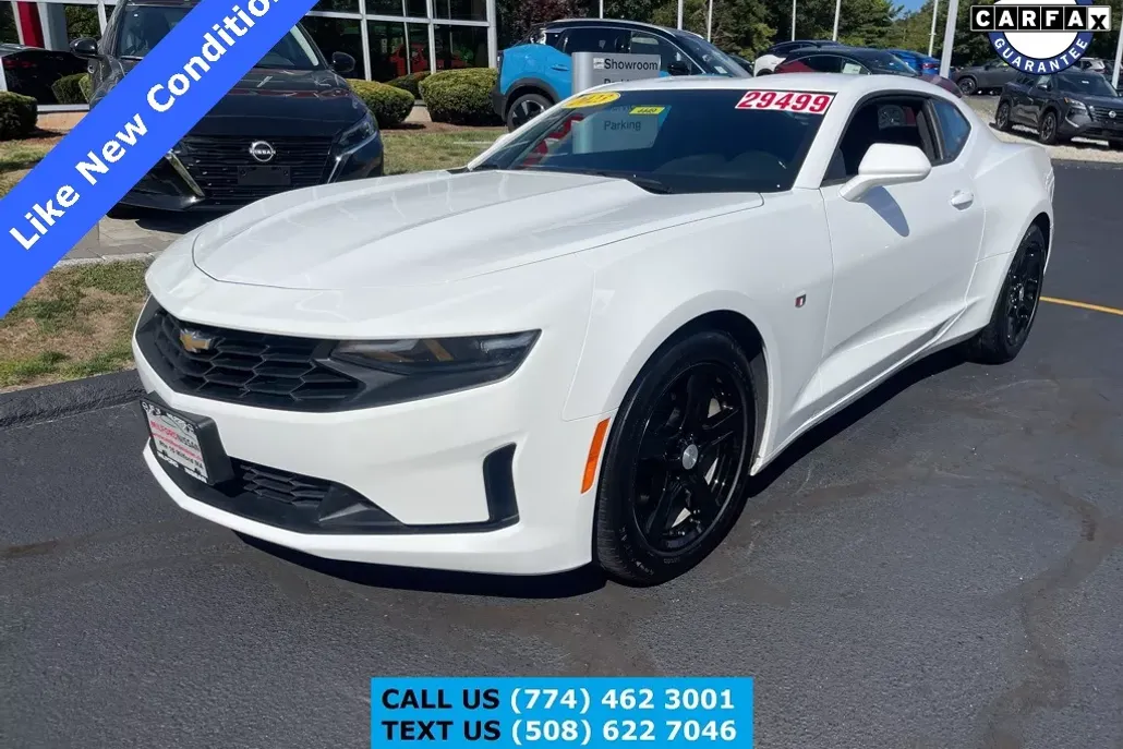 2023 Chevrolet Camaro 1LT photo 1
