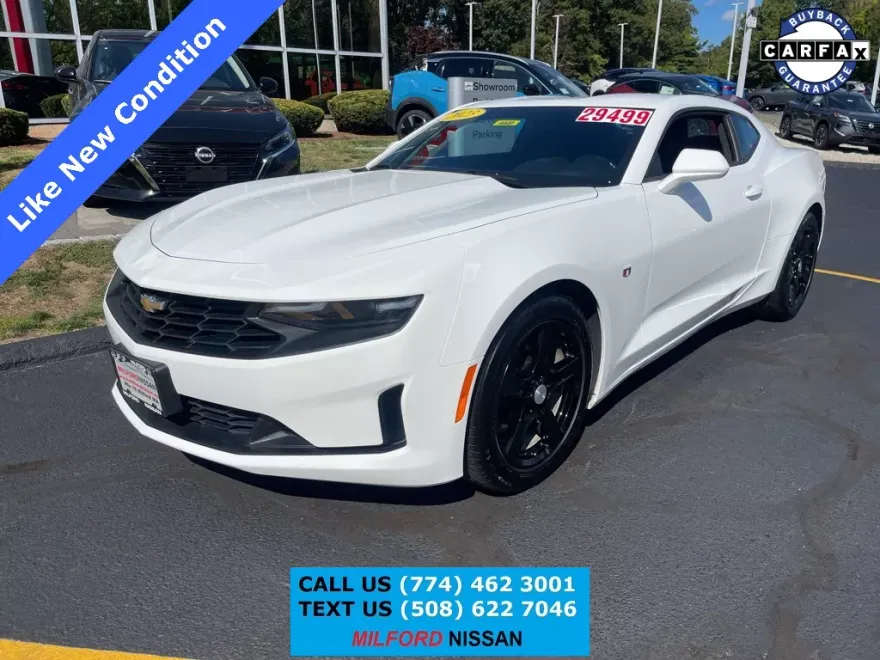 2023 Chevrolet Camaro 1LT photo 1