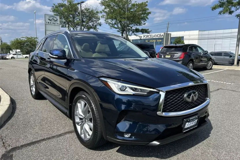 2020 Infiniti QX50 Luxe photo 1