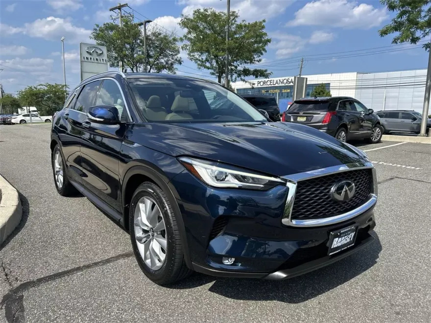 2020 Infiniti QX50 Luxe photo 1