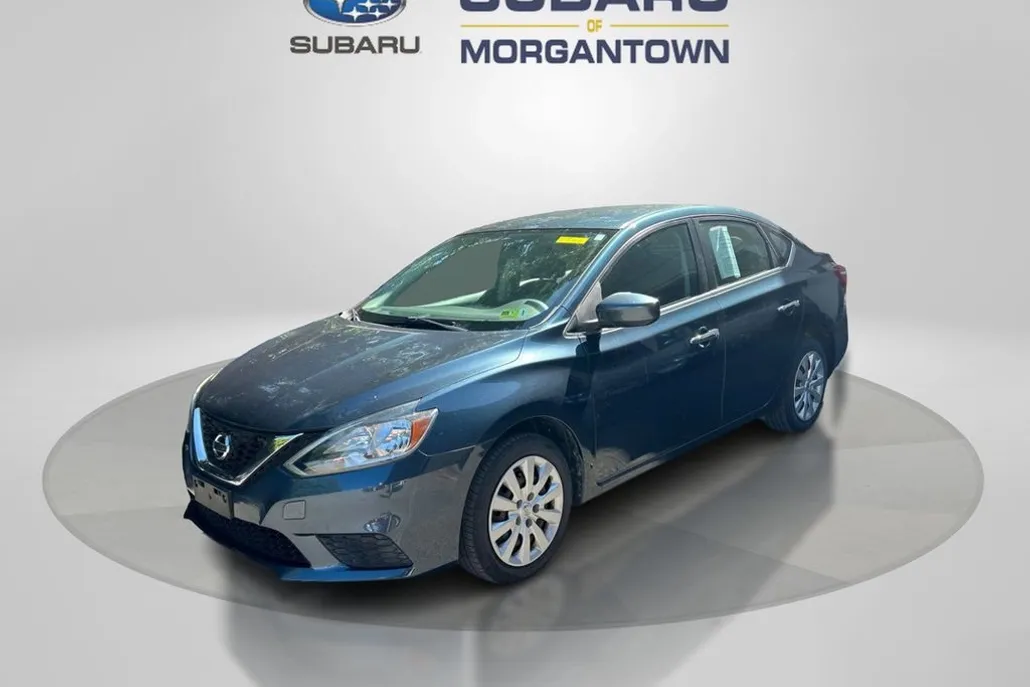2017 Nissan Sentra SV photo 1
