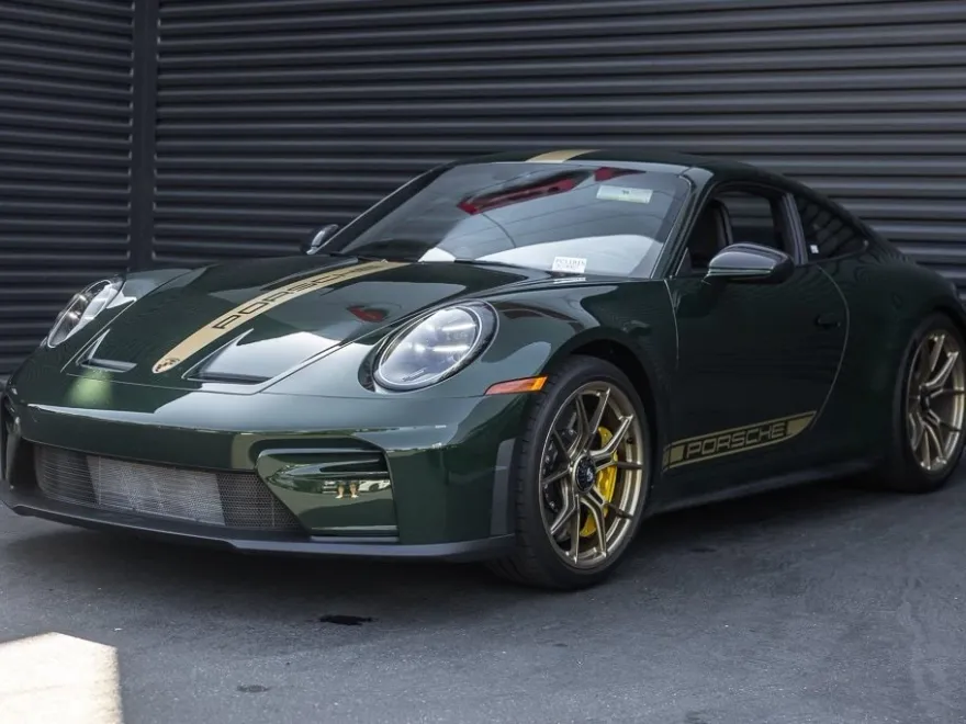 2025 Porsche 911 GT3 Touring photo 1