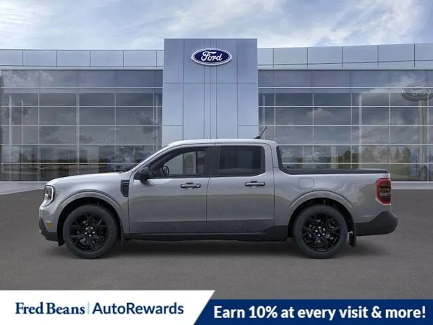 2025 Ford Maverick Lariat photo 1