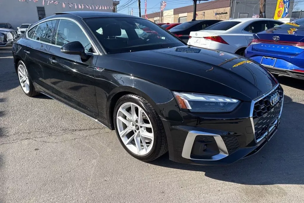 2024 Audi A5 45 S line Premium Plus Quattro photo 1
