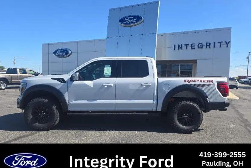 2025 Ford F-150 Raptor photo 1