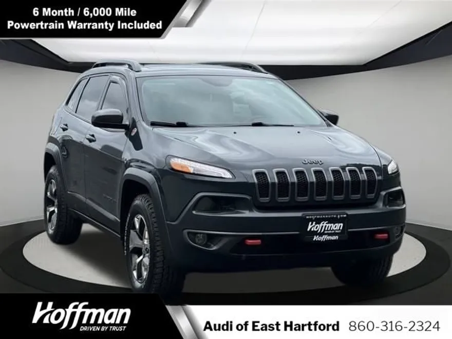 2017 Jeep Cherokee Trailhawk photo 1