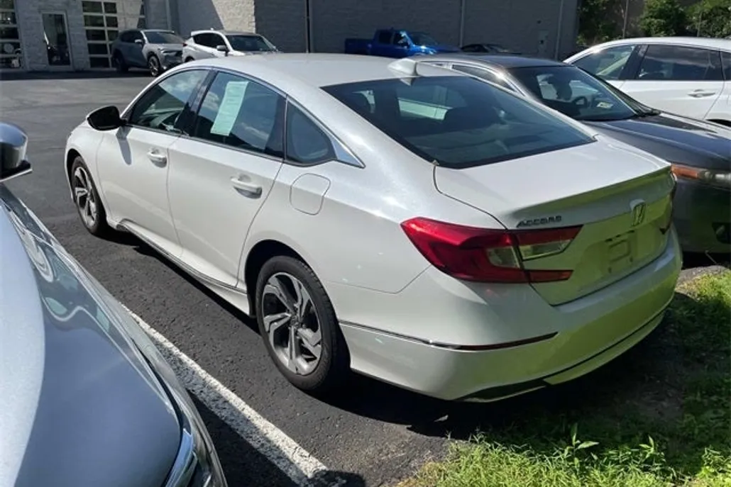 2020 Honda Accord EX-L photo 1