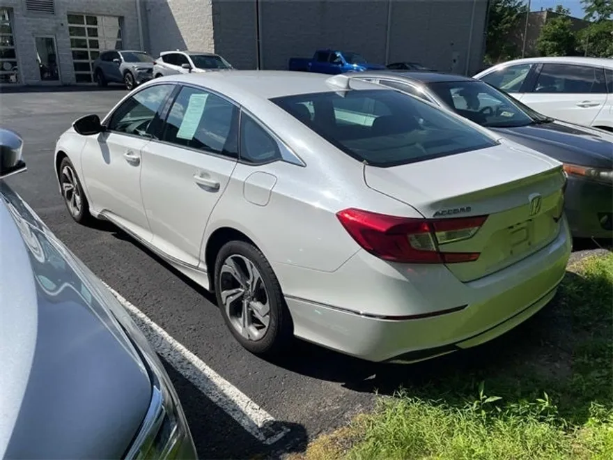 2020 Honda Accord EX-L photo 1