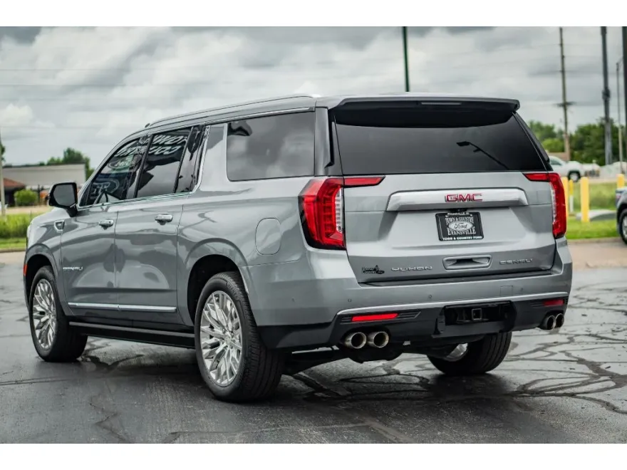 2024 Gmc Yukon XL Denali photo 1