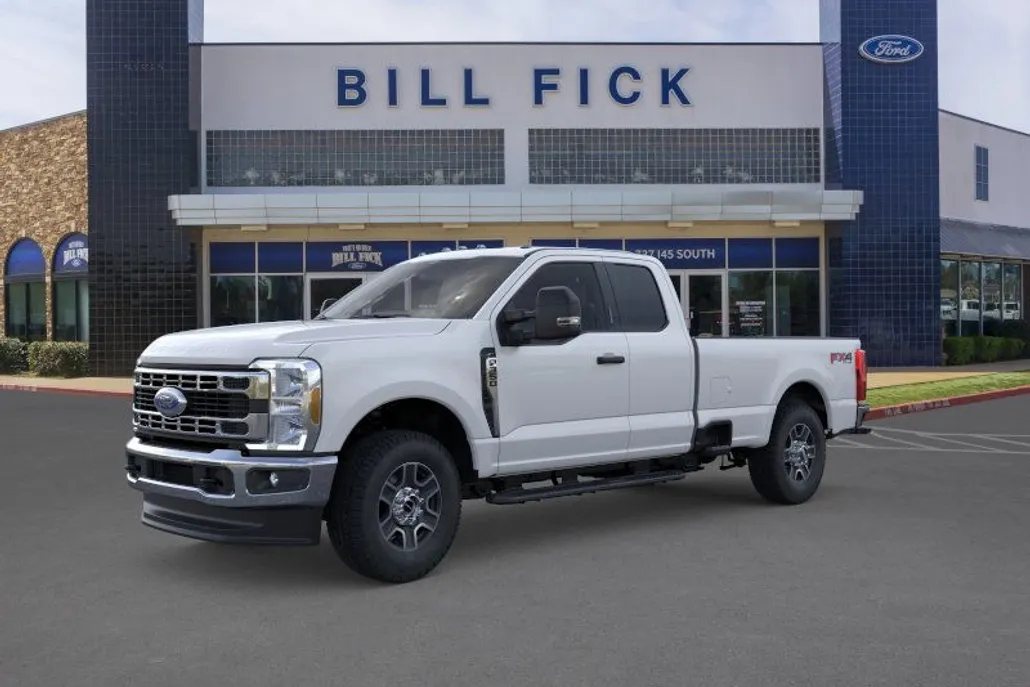 2025 Ford F-350 XLT photo 1
