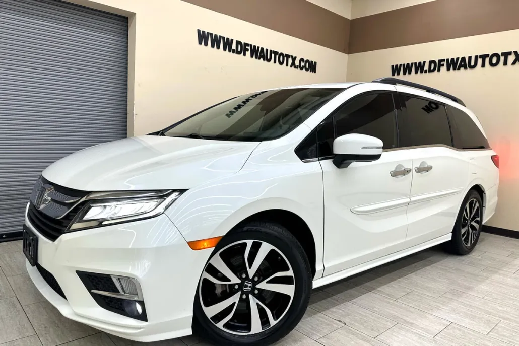 2018 Honda Odyssey Elite photo 1