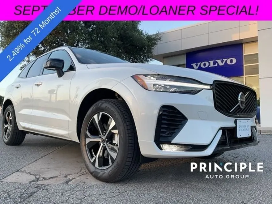 2026 Volvo XC60 B5 Core photo 1