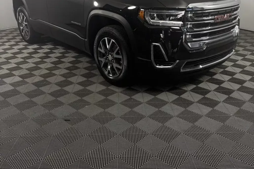 2023 Gmc Acadia SLE photo 1