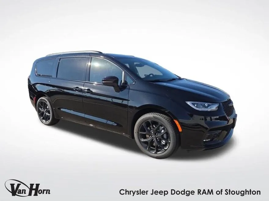 2026 Chrysler Pacifica Limited photo 1