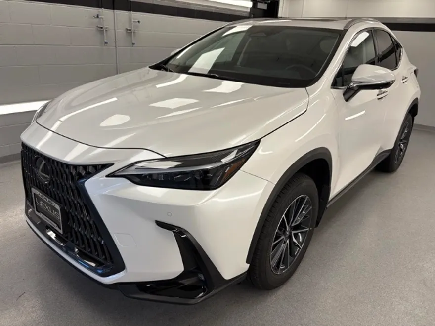2025 Lexus NX Premium photo 1