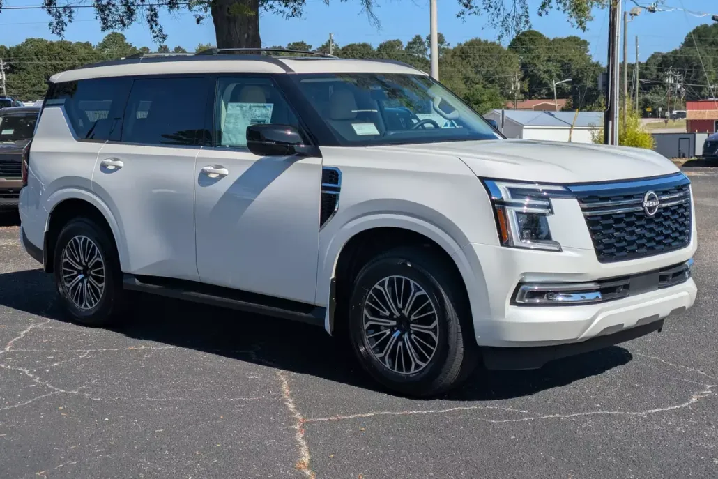 2026 Nissan Armada Platinum photo 1