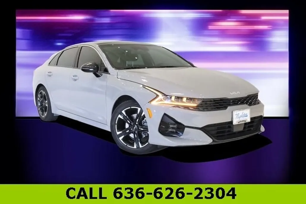 2023 Kia K5 GT-Line photo 1