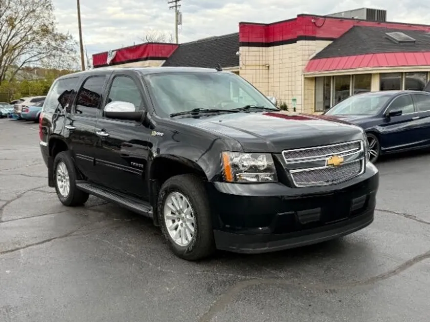 2012 Chevrolet Tahoe Hybrid photo 1