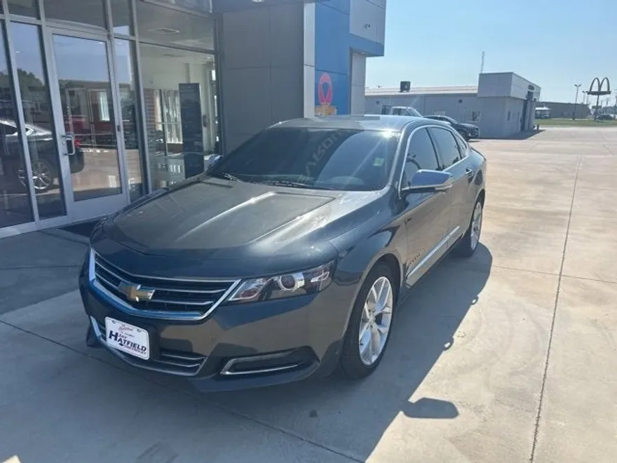 2019 Chevrolet Impala Premier photo 1