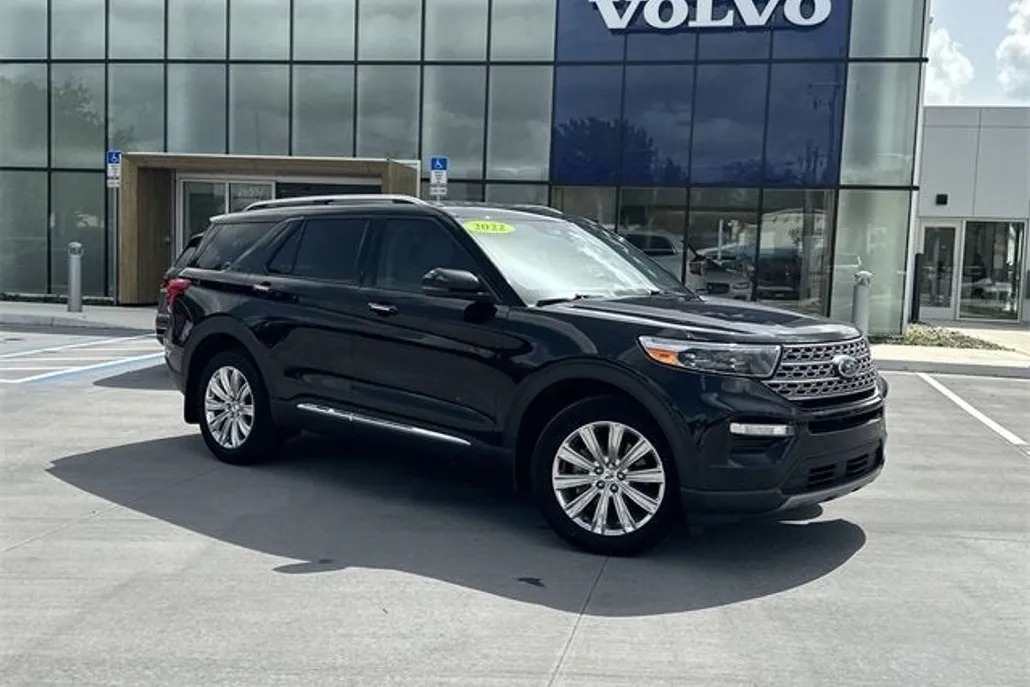 2022 Ford Explorer Limited photo 1