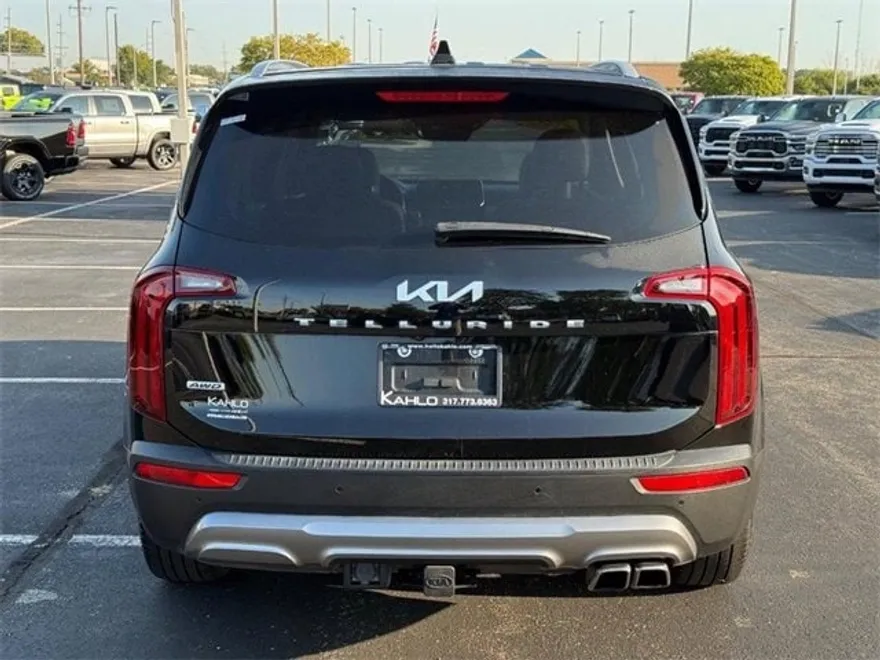 2022 Kia Telluride S photo 1