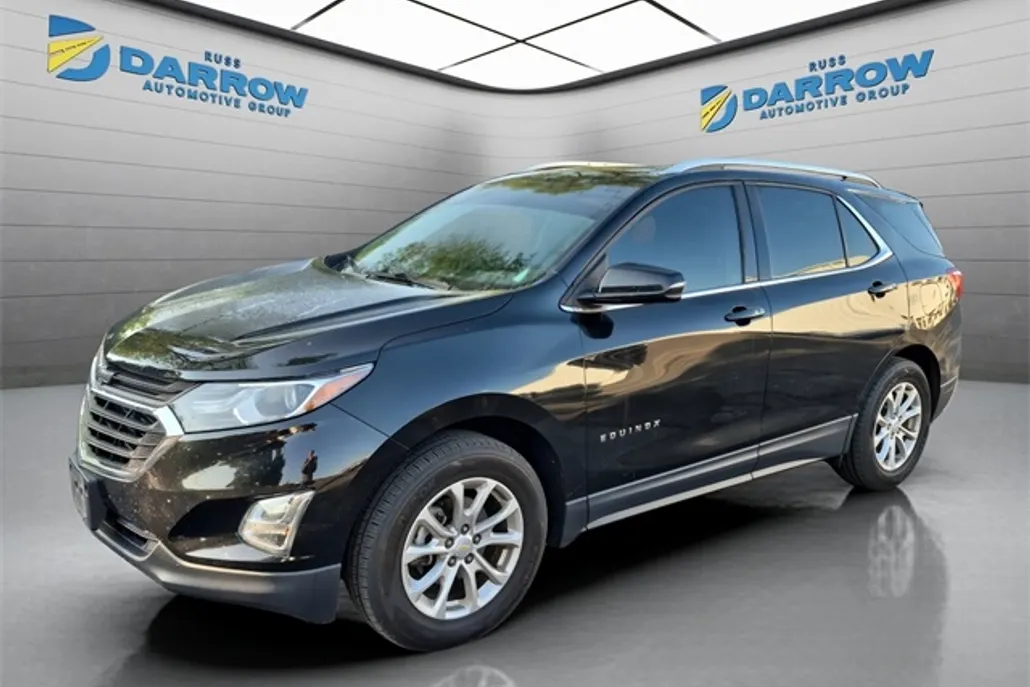2018 Chevrolet Equinox LT photo 1